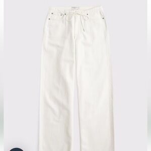 Abercrombie & Fitch Low Rise Ultra Loose Jeans